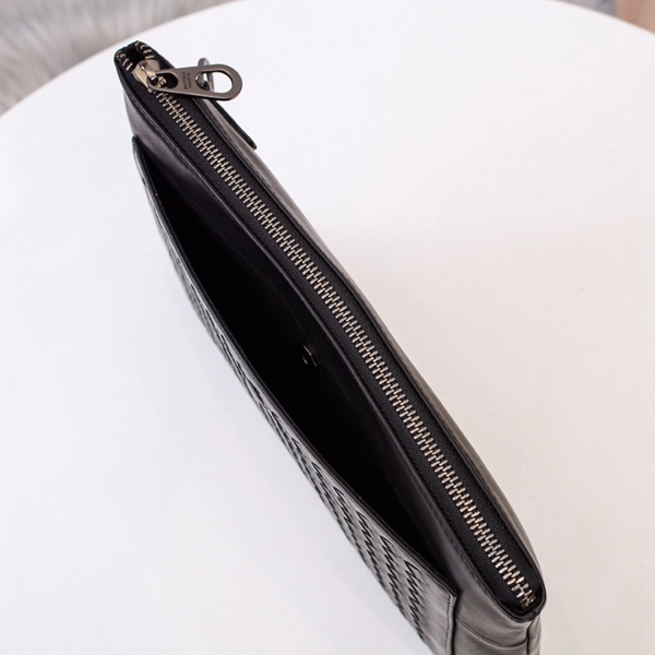 ボッテガヴェネタバッグ着用イメージ